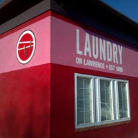 Снимок сделан в Laundry On Lawrence пользователем Terra J. 12/29/2011