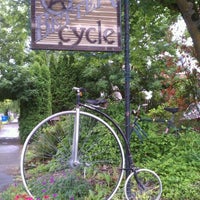 Foto tirada no(a) A Better Cycle por Eli T. em 6/18/2012