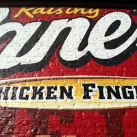 Photo prise au Raising Cane&amp;#39;s Chicken Fingers par Cornbread T. le12/30/2010