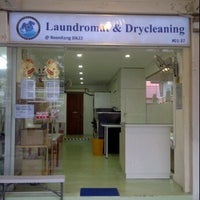 Photo taken at Laundromat &amp;amp; Drycleaning by Ariel_Rama on 1/9/2012