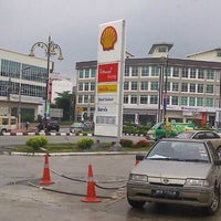 Photo taken at Shell by Tze Neng C. on 8/22/2011