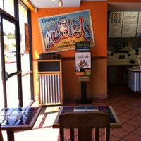 รูปภาพถ่ายที่ Rubio&amp;#39;s Coastal Grill โดย Cubby B. เมื่อ 4/12/2012