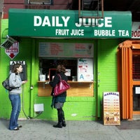 Photo taken at Daily Juice by Johnny W. on 1/28/2012