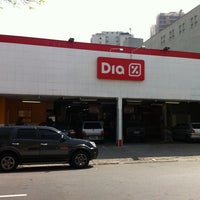 Photo taken at Supermercado Dia by Ricardo M. on 9/7/2011