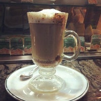 Снимок сделан в Mate Por Favor пользователем XJosyx L. 7/16/2012