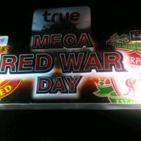Photo taken at True Sport Mega Red War Day by Beerz Μ. on 3/6/2011
