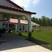 5/15/2012 tarihinde Melanie P.ziyaretçi tarafından Kacaba Vineyards'de çekilen fotoğraf