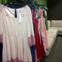 รูปภาพถ่ายที่ Fashion Style Studio โดย Keren C. เมื่อ 6/22/2012