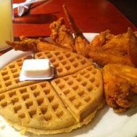 gladys knight chicken and waffles gladys knight chicken and waffles