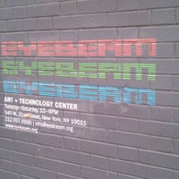 5/16/2012 tarihinde Spencer H.ziyaretçi tarafından Eyebeam Art + Technology Center'de çekilen fotoğraf
