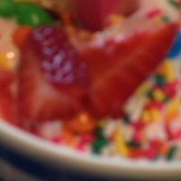 รูปภาพถ่ายที่ Cold Snap Frozen Yogurt โดย Jay D. เมื่อ 5/19/2012