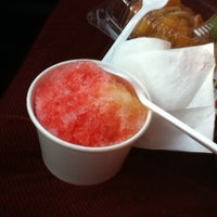 Photo taken at Los Angeles Shave Ice Truck by Antonio E. G. on 2/22/2012