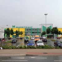 รูปภาพถ่ายที่ Marktkauf โดย Denis B. เมื่อ 7/7/2012
