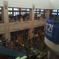 Снимок сделан в Tampa Convention Center пользователем Valee N. 6/15/2012