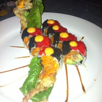 Foto tomada en Las Olas Sushi Bar and Grill  por Laura L. el 7/14/2012