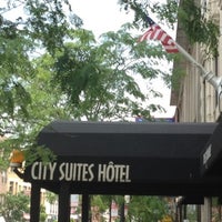รูปภาพถ่ายที่ City Suites Hotel โดย Calvin G. เมื่อ 5/28/2012