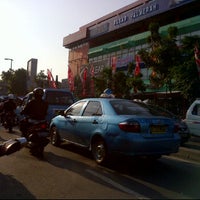 Photo taken at Pasar Palmerah by YuDaDiPRaYa on 4/14/2012