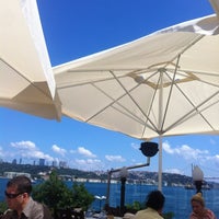 6/30/2012 tarihinde Nevin E.ziyaretçi tarafından Vira Balık Restaurant'de çekilen fotoğraf