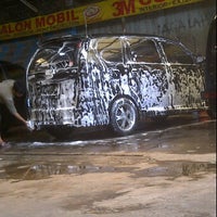 Photo taken at 3M Car Snow Wash by Rossita S. on 11/11/2011