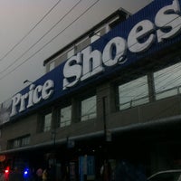 Photo taken at MOBOSHOP Price Shoes Center Vallejo by Soemy C. on 6/19/2012