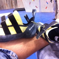 รูปภาพถ่ายที่ Ibex Climbing Gym โดย Jeremy S. เมื่อ 5/15/2011