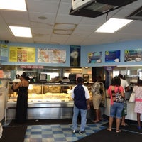 Foto diambil di Bailey Fish &amp;amp; Seafood oleh Arlen B. pada 9/7/2012