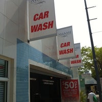 5/13/2011 tarihinde Raul R.ziyaretçi tarafından Miami Auto Spa Hand Car Wash'de çekilen fotoğraf