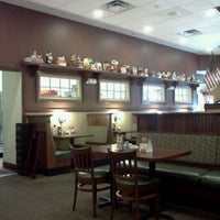 Photo taken at Riley&amp;#39;s Restaurant by Robert C. on 9/13/2011