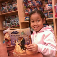 Barnes Noble Bookstore In Pearland