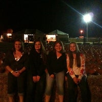 Foto tomada en Fantozzi Farms Corn Maze and Pumpkin Patch  por Apryl D. el 10/30/2011