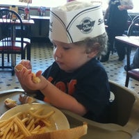 Photo taken at Steak &amp;#39;n Shake by Emily A. on 6/6/2012