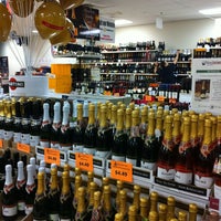 Photo taken at Marketview Liquor by Ivvy ♍ P. on 12/24/2011