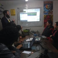 รูปภาพถ่ายที่ Garoa Hacker Clube โดย Pedro S. เมื่อ 8/7/2012