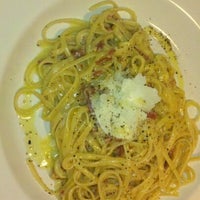 Снимок сделан в Buono Appetito Italian Restaurant пользователем Sevie C. 1/13/2012