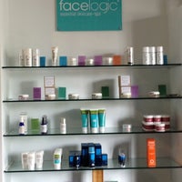 รูปภาพถ่ายที่ Facelogic Spa โดย Eren B. เมื่อ 4/4/2012