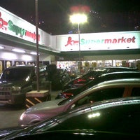 Photo taken at Supermarket by Marcelo S. on 12/11/2011