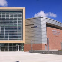 Photo taken at Mammel Hall, University of Nebraska at Omaha by University of Nebraska at Omaha on 8/3/2011