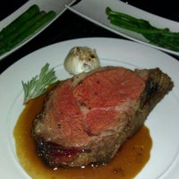 Снимок сделан в Twin Creeks Steakhouse пользователем M.D 9/30/2011