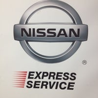 รูปภาพถ่ายที่ Nissan of Sacramento โดย Makala T. เมื่อ 1/20/2012