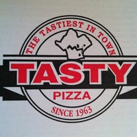 Photo taken at Tasty Pizza - Hangar 45 by Bart on 12/3/2011