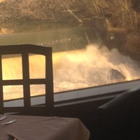 1/10/2012にChris M.がBeau&amp;#39;s on the Riverで撮った写真