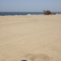 รูปภาพถ่ายที่ Promenade Beach Club โดย christina k. เมื่อ 5/29/2012