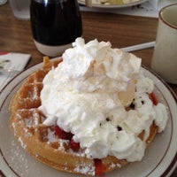 Photo taken at The Villa Diner by wes i. on 3/17/2012