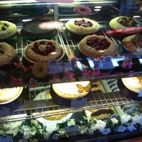 Das Foto wurde bei Perkins Restaurant &amp;amp; Bakery von Darryl S. am 6/30/2012 aufgenommen