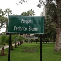 Foto tirada no(a) Parque Federico Blume por Donny B. em 3/15/2012