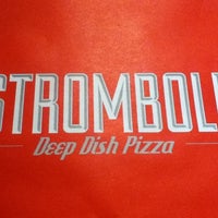 7/26/2012에 Pablo Z.님이 Stromboli Deep Dish Pizza에서 찍은 사진