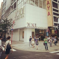 Photo taken at FOREVER21 銀座店 by Irwin C. on 9/2/2012