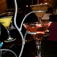 Photo prise au Downtown Main Martini Bar &amp;amp; Grille par Amelia B. le5/12/2012
