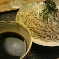 Photo taken at Maru-SU Akio製麺所 by itaru w. on 9/7/2011