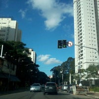 Photo taken at Avenida Sargento Geraldo Santana by Bruno R. on 5/18/2012